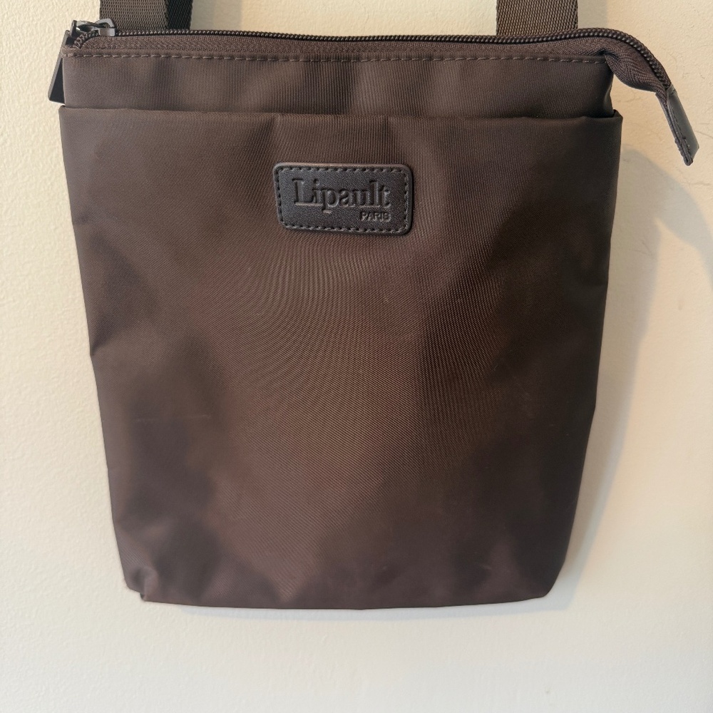 Lipault Paris 100% Nylon Adjustable Strap Zippered Crossbody Handbag Purse Brown